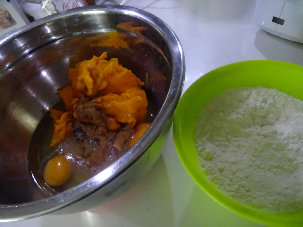 Rezept: Kürbiskuchen-Muffins Bild Nr. 7 Kürbiskuchen-Muffins - Rezept - Bild Nr. 7