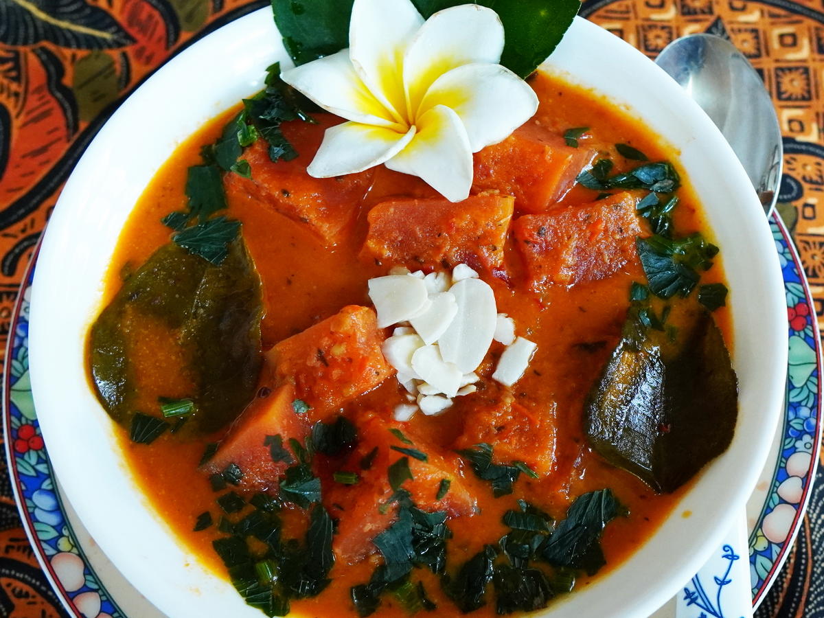 Scharf würzige Papayasuppe à la Dewi Desi - schnell - von Antareja