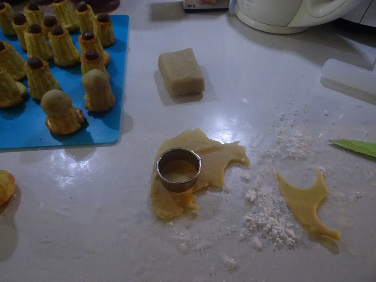 Rezept: Halloween-Gebäck Bild Nr. 5 Halloween-Gebäck - Rezept - Bild Nr. 5