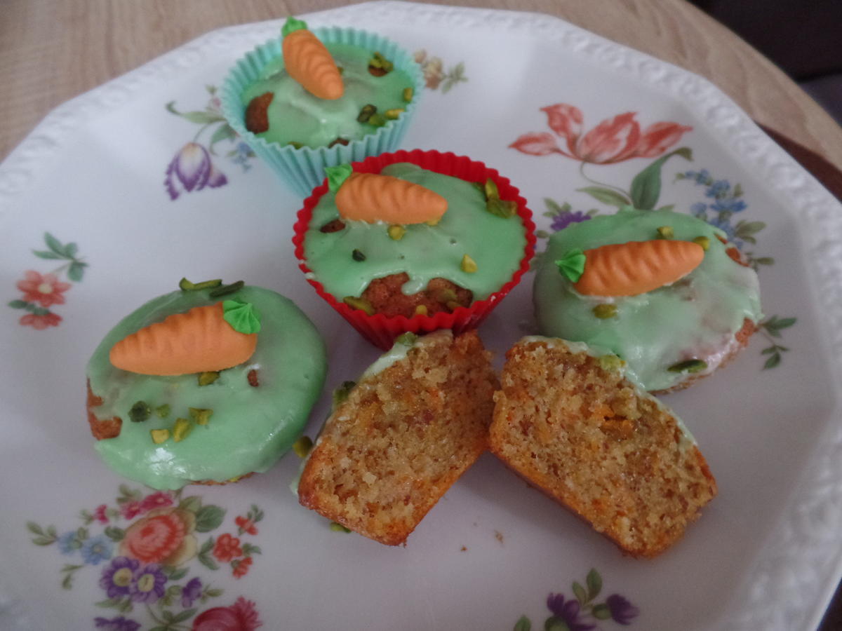 Rübli Muffins mit weißer Schokolade - einfach - von Sheeva1960