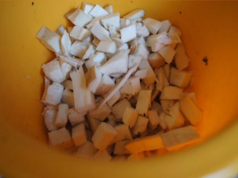 Rezept: Cremige Steinpilzsuppe mit pikanter Einlage Bild Nr. 10 Cremige Steinpilzsuppe mit pikanter Einlage - Rezept - Bild Nr. 10