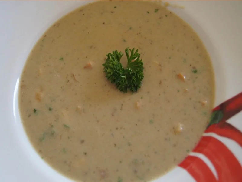 Rezept: Cremige Steinpilzsuppe mit pikanter Einlage Bild Nr. 17 Cremige Steinpilzsuppe mit pikanter Einlage - Rezept - Bild Nr. 17