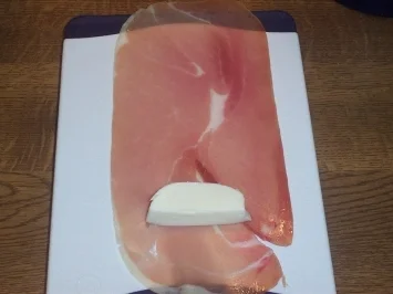 Schinken-Mozarella-Röllchen - Rezept