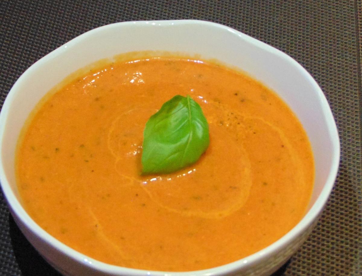 Paprika-Tomaten-Cremesuppe - Rezept - Bild Nr. 3