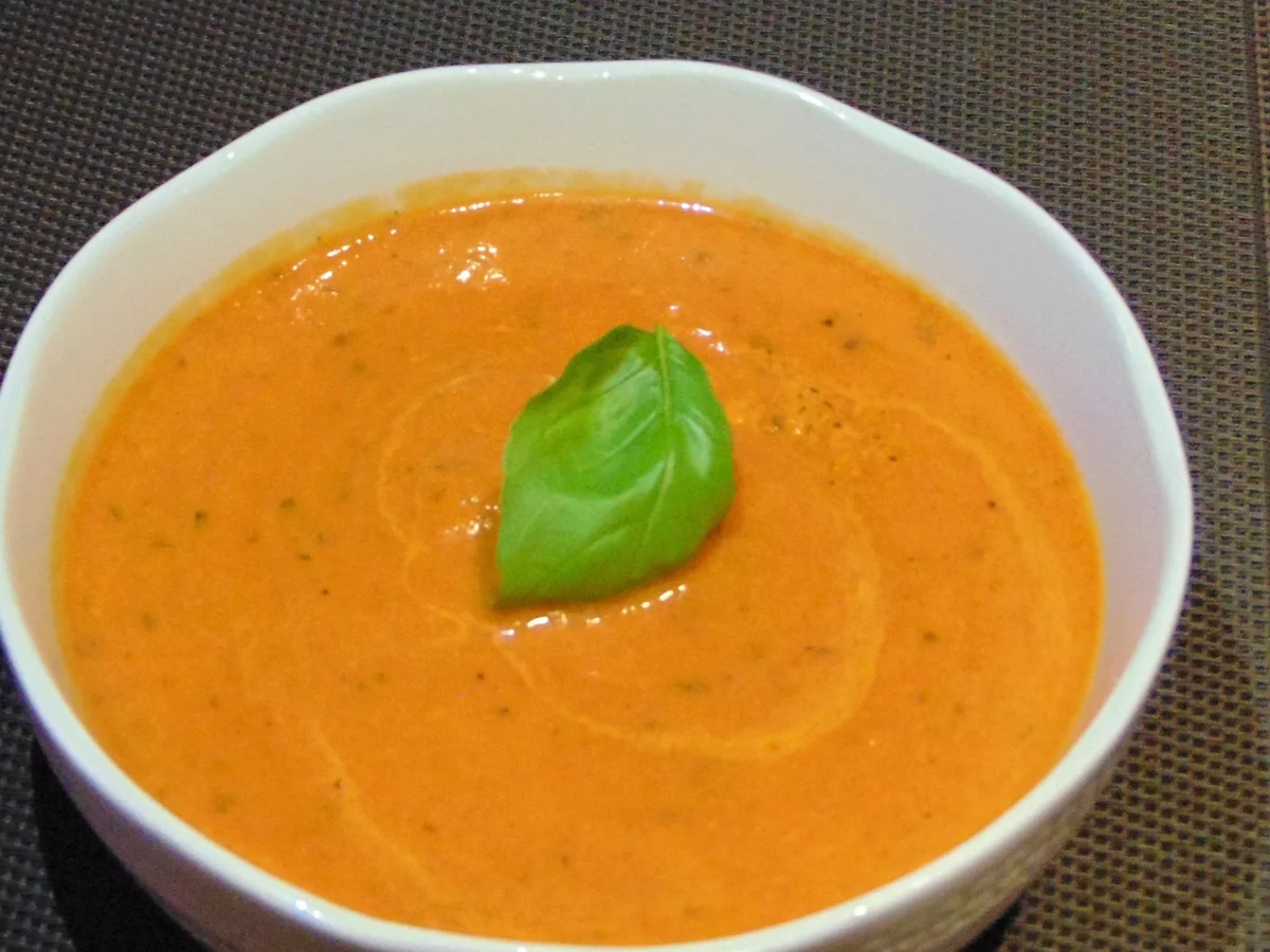 Paprika-Tomaten-Cremesuppe - Rezept - Bild Nr. 3