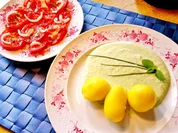 Rezept: Dip aus frischen Gartenkräutern mit Pellkartoffeln Bild Nr. 2 Dip aus frischen Gartenkräutern mit Pellkartoffeln - Rezept - Bild Nr. 2