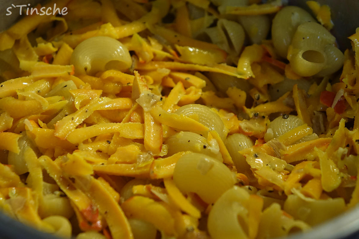 One-Pot-Kürbis-Pasta - Rezept - Bild Nr. 3