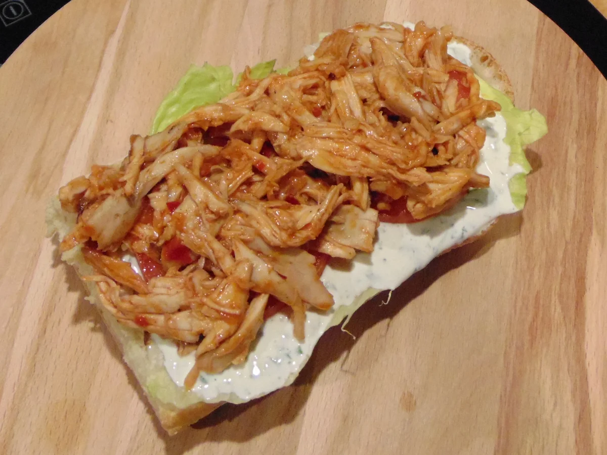 Oli`s PULLED CHICKEN SANDWICH - Rezept - Bild Nr. 4
