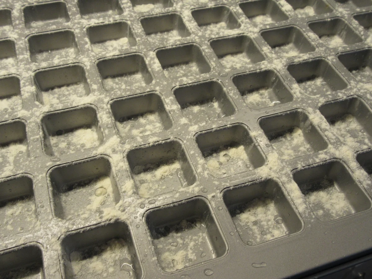 Plätzchen: Walnuss-Schnitten - Rezept - Bild Nr. 4