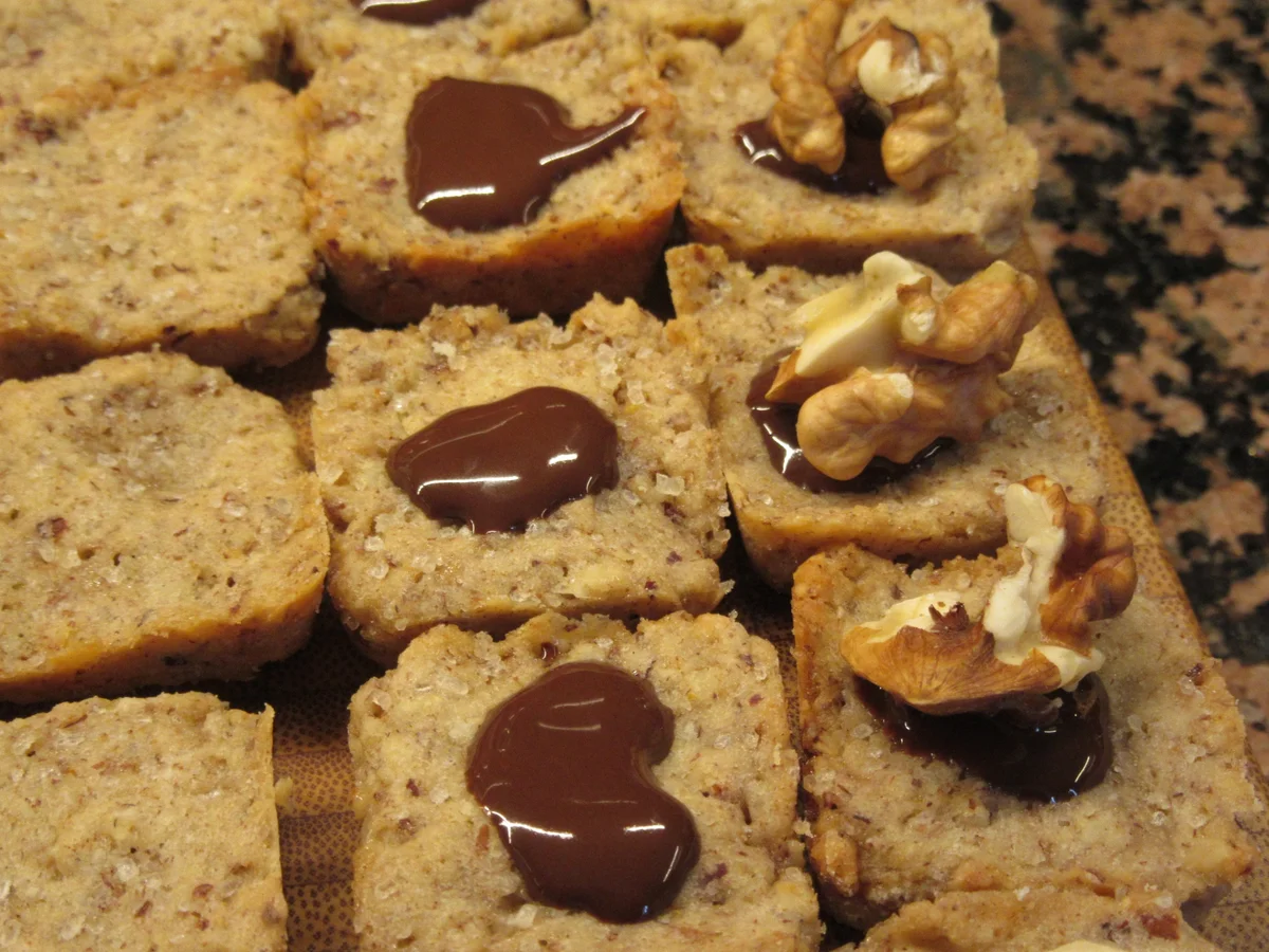 Plätzchen: Walnuss-Schnitten - Rezept - Bild Nr. 7