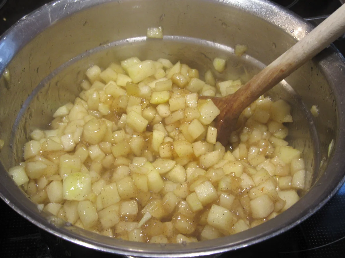 Rezept: Kuchen: Apfel-Vanillecreme-Kuchen mit Streuseln Bild Nr. 11 Kuchen: Apfel-Vanillecreme-Kuchen mit Streuseln - Rezept - Bild Nr. 11