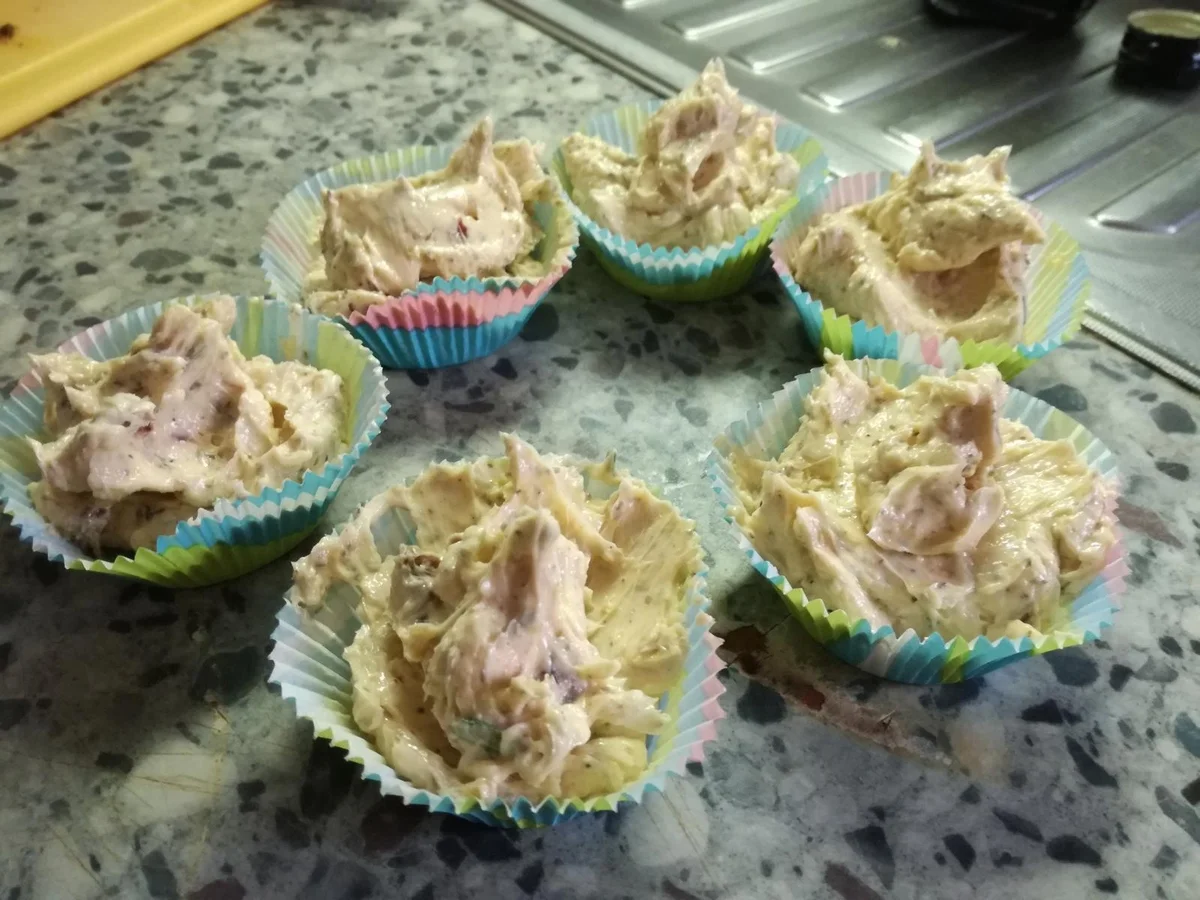 Kräuterbutter mit getrockneten Tomaten - Rezept - Bild Nr. 6