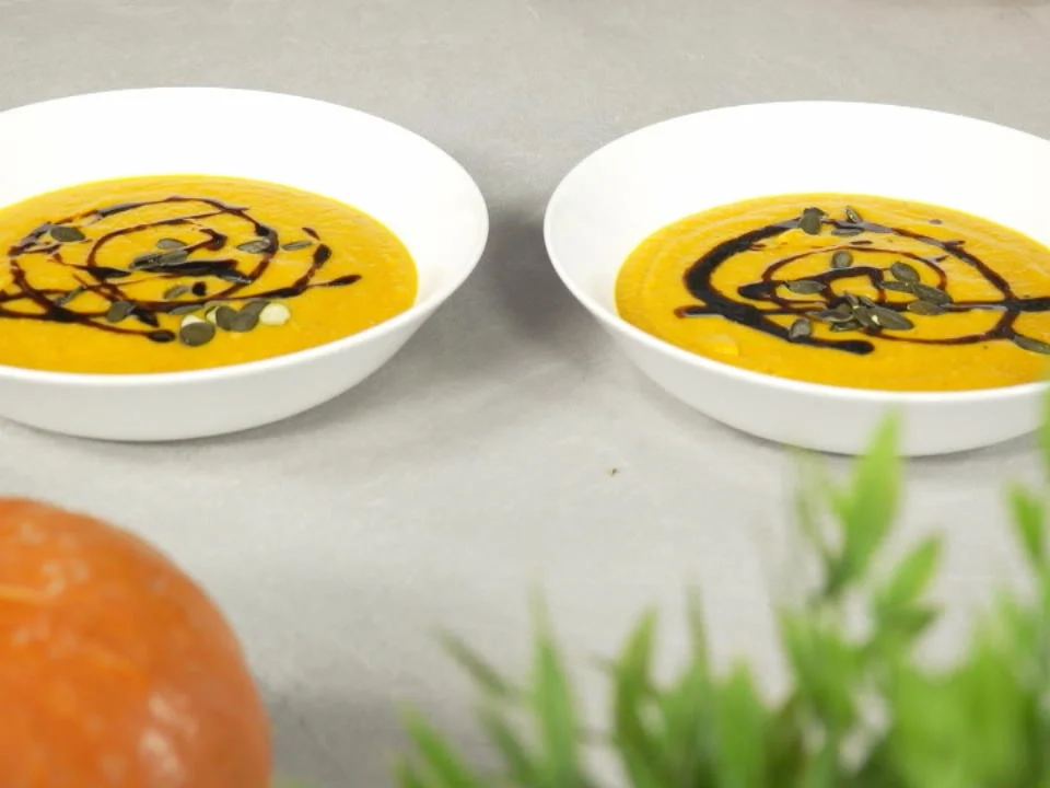 Low Carb-Kürbissuppe - Rezept - Bild Nr. 2