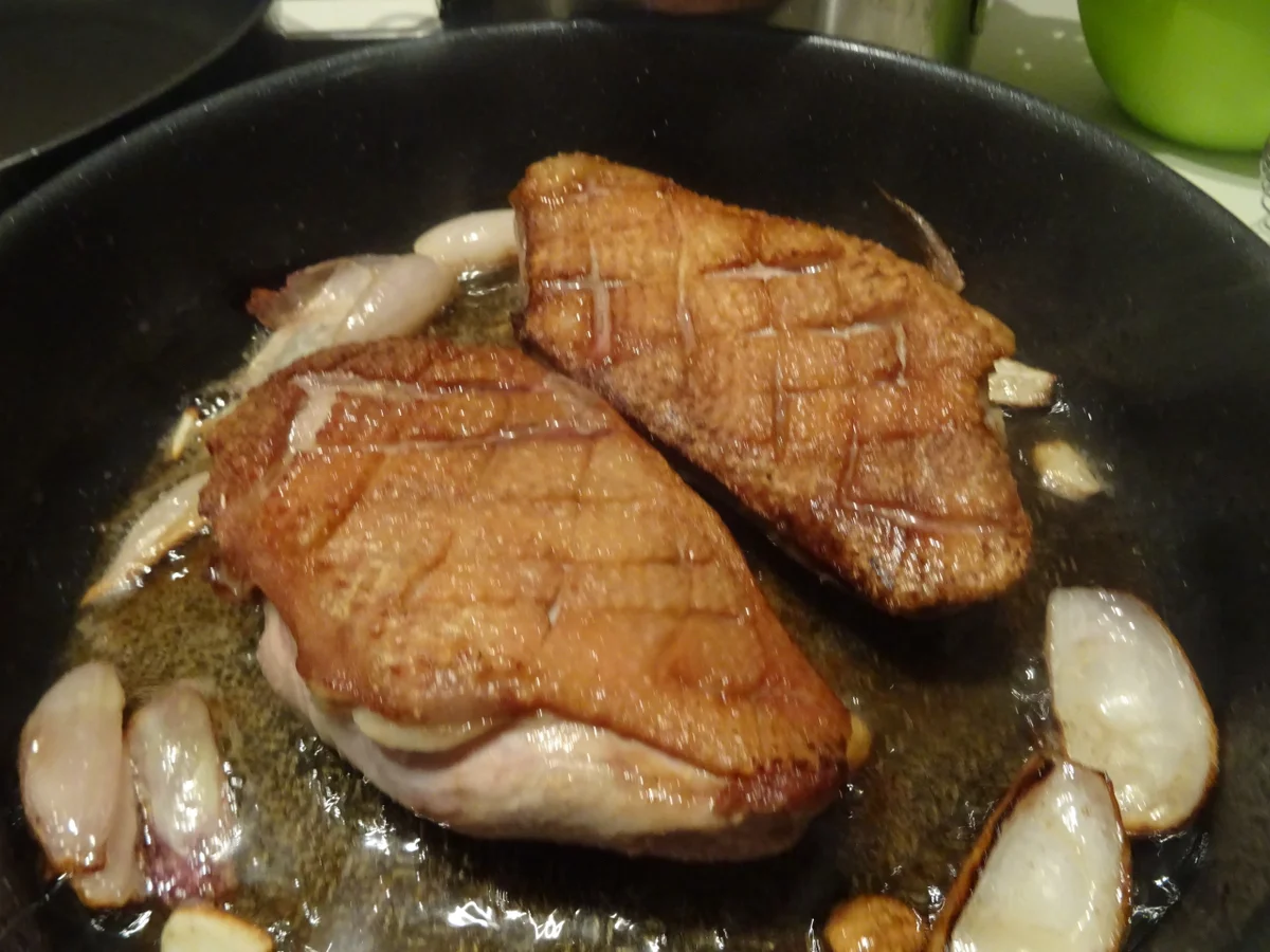 Entenbrust mit Kartoffel-Steckrüben-G'röst'l und Cognacsoße - Rezept - Bild Nr. 5