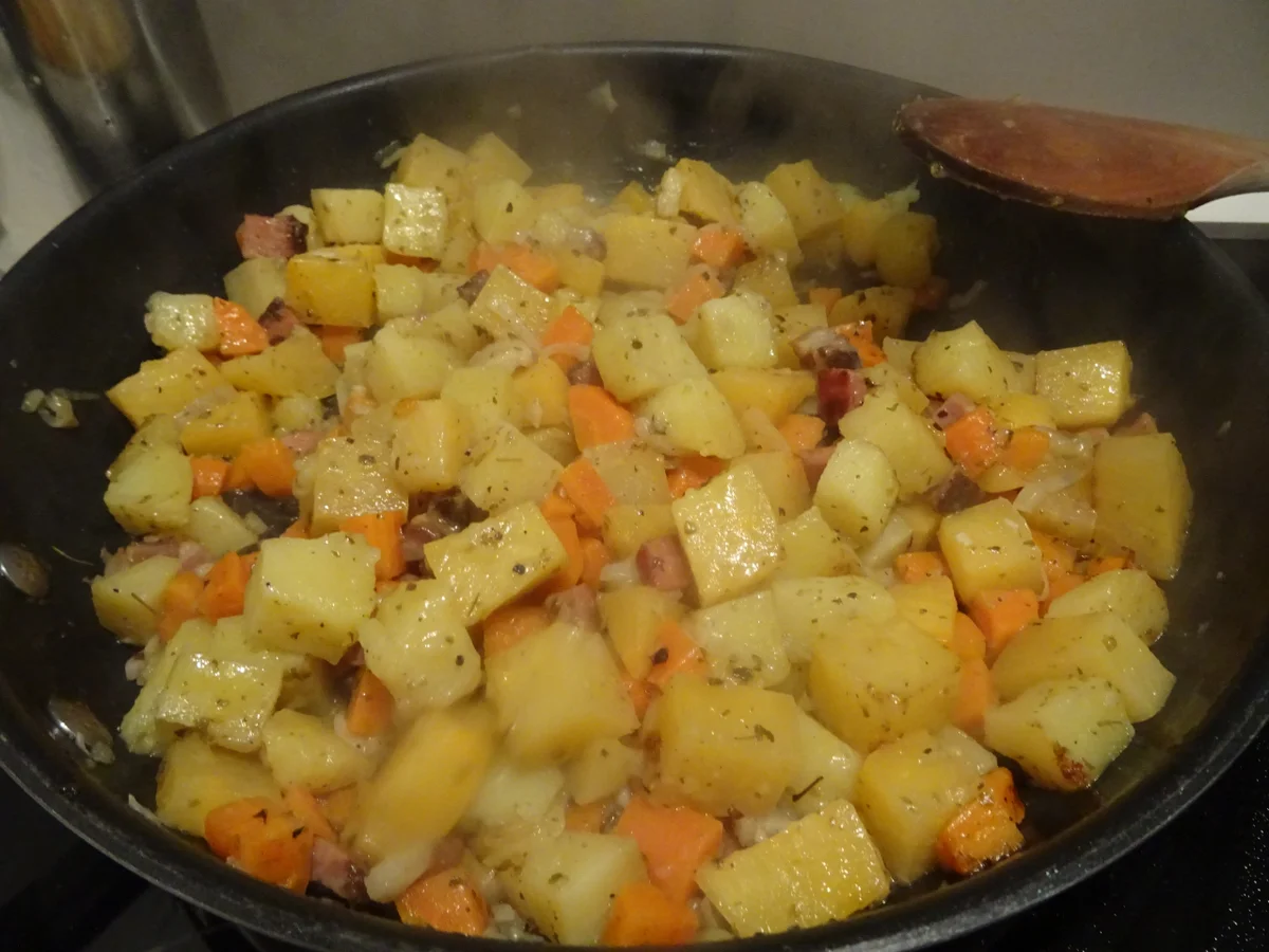 Entenbrust mit Kartoffel-Steckrüben-G'röst'l und Cognacsoße - Rezept - Bild Nr. 3