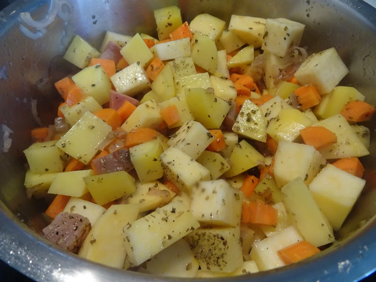 Entenbrust mit Kartoffel-Steckrüben-G'röst'l und Cognacsoße - Rezept - Bild Nr. 8