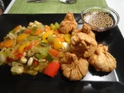 Wan Tan's mit süß-scharfem Wok-Gemüse und Teriyaki-Soße - Rezept - Bild Nr. 2