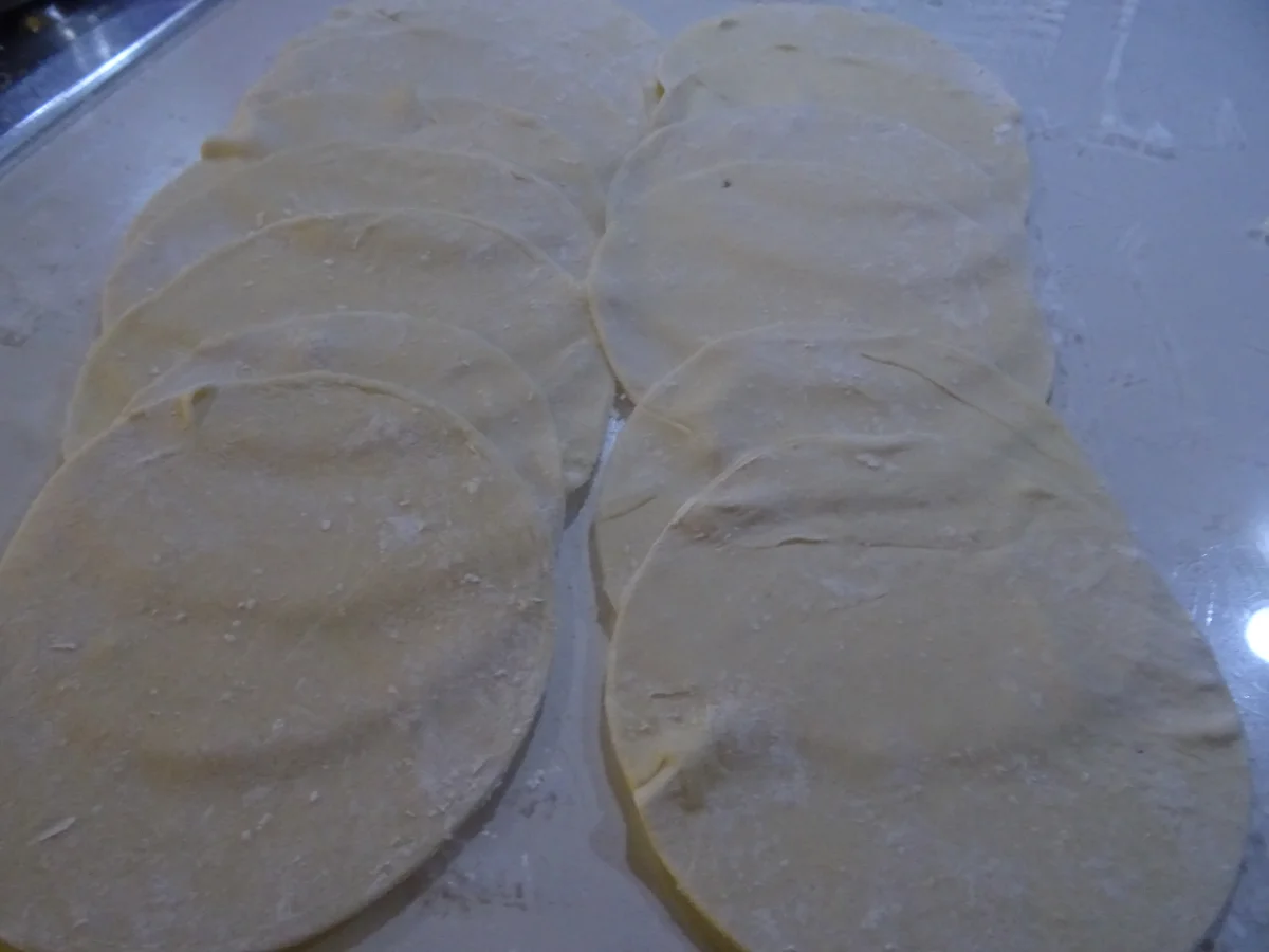 Rezept: Wan Tan's mit süß-scharfem Wok-Gemüse und Teriyaki-Soße Bild Nr. 5 Wan Tan's mit süß-scharfem Wok-Gemüse und Teriyaki-Soße - Rezept - Bild Nr. 5