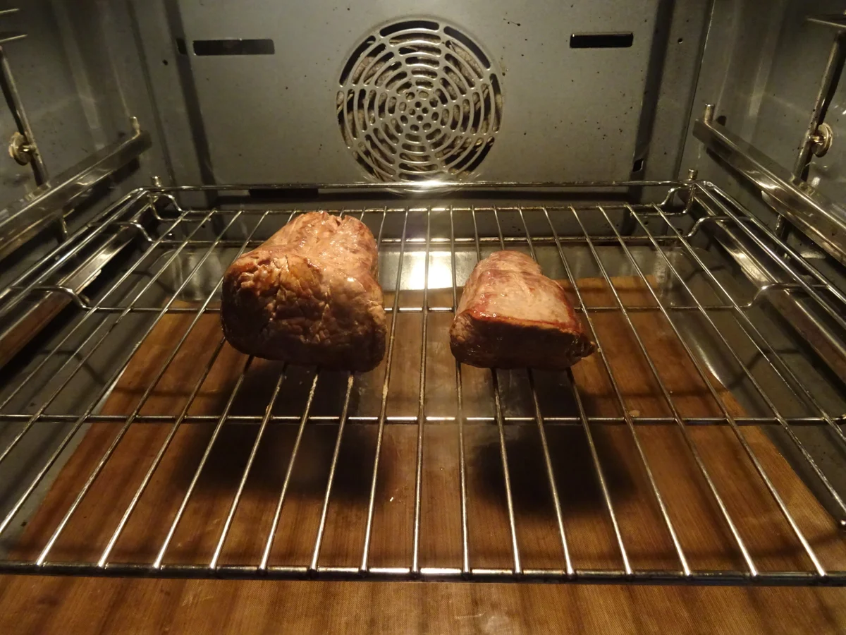 Rinderfilet im Röstimantel mit Steckrüben-Stampf und Rahm-Möhren - Rezept - Bild Nr. 6