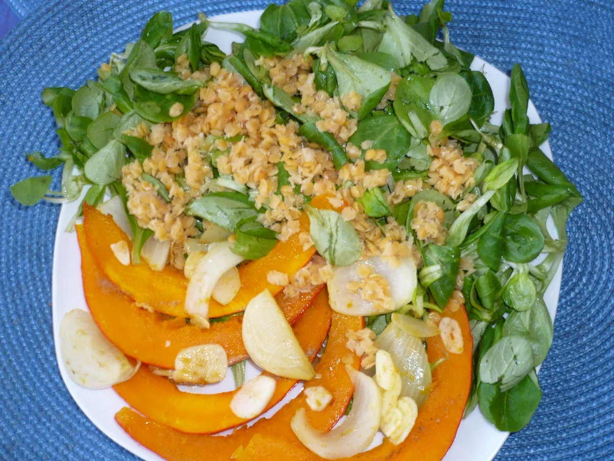 Rezept: Gebratener Kürbis mit Feldsalat Bild Nr. 2 Gebratener Kürbis mit Feldsalat - Rezept - Bild Nr. 2