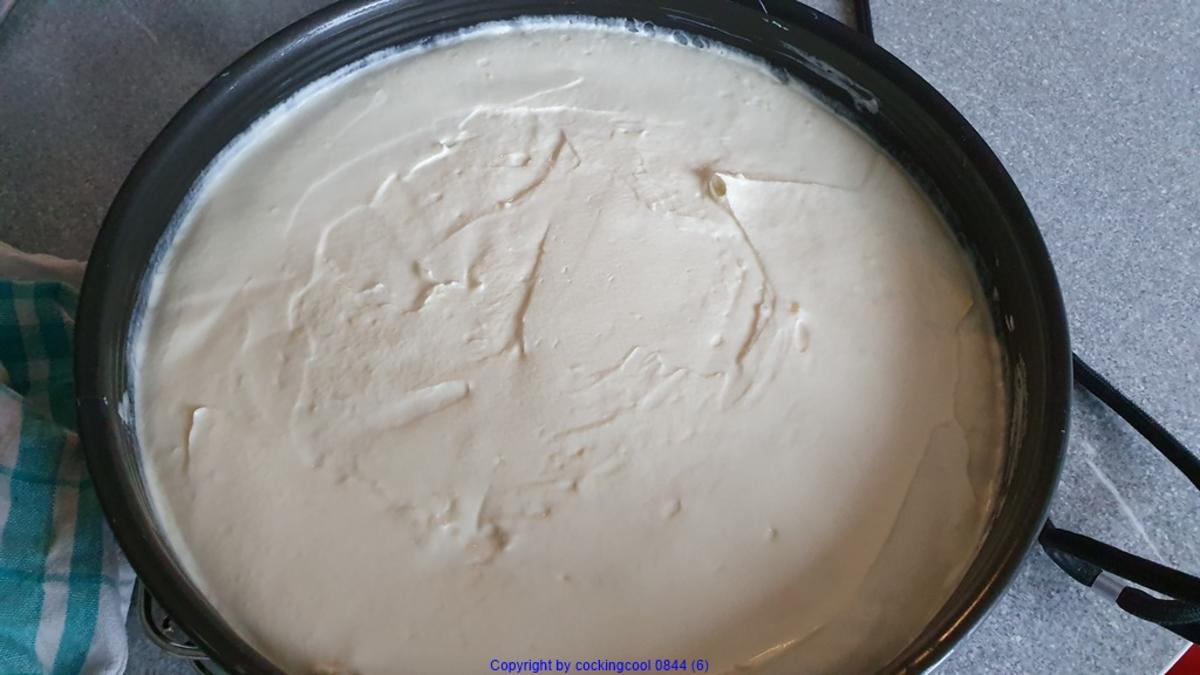 Eierlikör Quark Kuchen mit geflämmter Baiserhaube - Rezept - Bild Nr. 9523