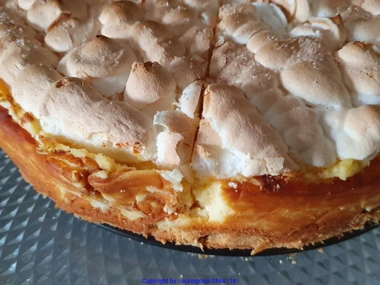 Rezept: Eierlikör Quark Kuchen mit geflämmter Baiserhaube Bild Nr. 9530 Eierlikör Quark Kuchen mit geflämmter Baiserhaube - Rezept - Bild Nr. 9530