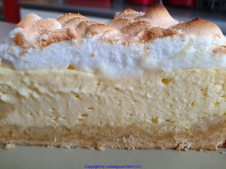 Rezept: Eierlikör Quark Kuchen mit geflämmter Baiserhaube Bild Nr. 9535 Eierlikör Quark Kuchen mit geflämmter Baiserhaube - Rezept - Bild Nr. 9535