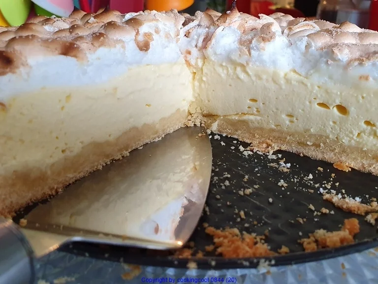 Rezept: Eierlikör Quark Kuchen mit geflämmter Baiserhaube Bild Nr. 9536 Eierlikör Quark Kuchen mit geflämmter Baiserhaube - Rezept - Bild Nr. 9536