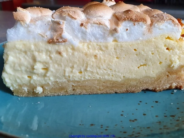 Rezept: Eierlikör Quark Kuchen mit geflämmter Baiserhaube Bild Nr. 9538 Eierlikör Quark Kuchen mit geflämmter Baiserhaube - Rezept - Bild Nr. 9538