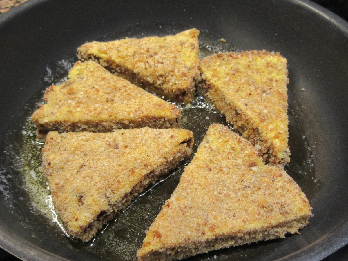 Rezept: Geflügel: Hähnchengeschnetzeltes in Trüffelbuttersoße Bild Nr. 8 Geflügel: Hähnchengeschnetzeltes in Trüffelbuttersoße - Rezept - Bild Nr. 8