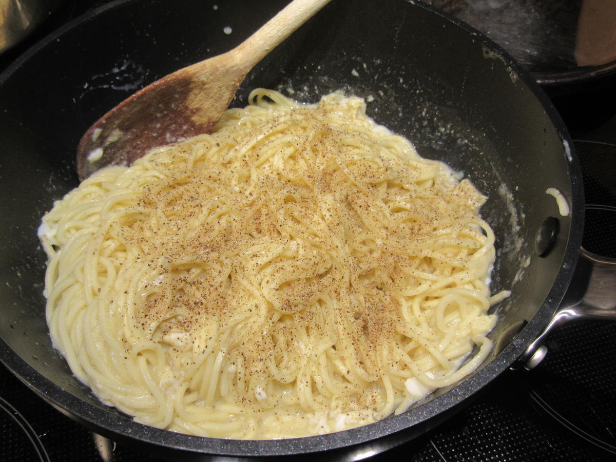 Pasta: Spaghetti mit Ei und weißem Trüffel - Rezept - Bild Nr. 8