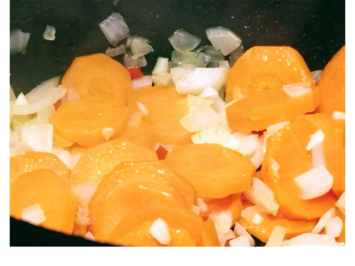 Rezept: BiNe` S TOMATEN KICHERERBSENTOPF Bild Nr. 3 BiNe` S TOMATEN KICHERERBSENTOPF - Rezept - Bild Nr. 3