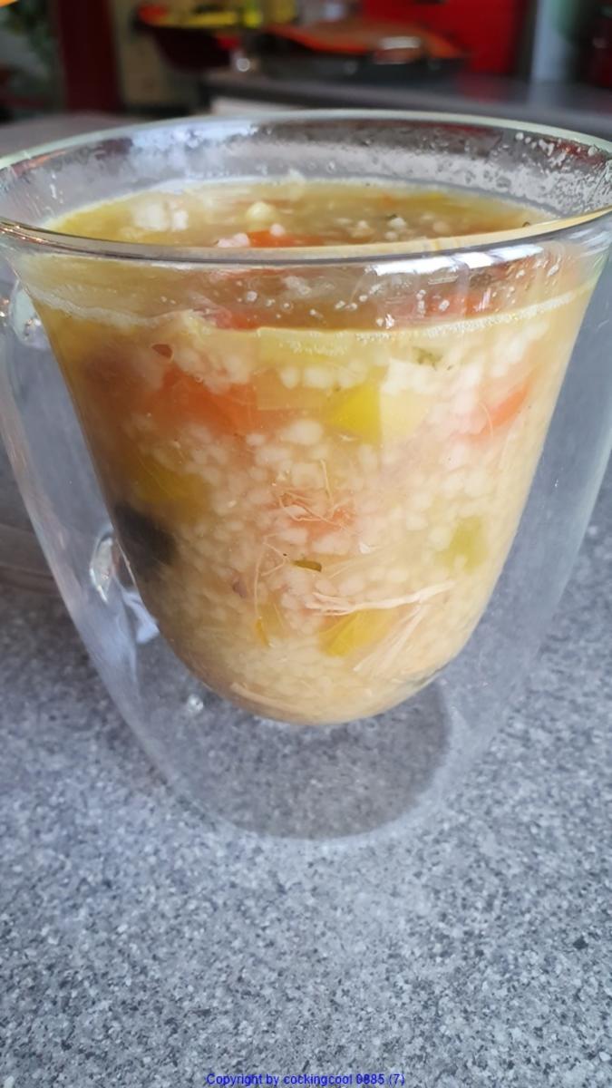 Hühnersuppe mit magischem Effekt - Rezept - Bild Nr. 8