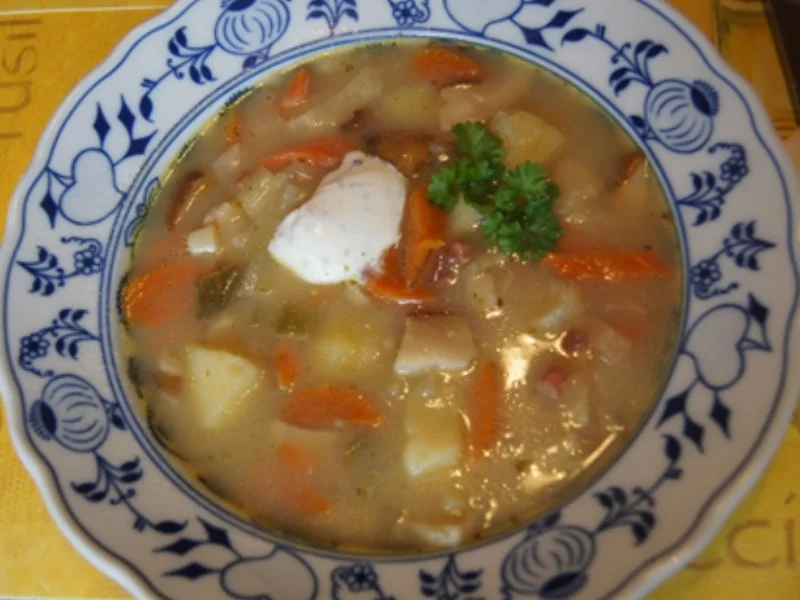 Kartoffel-Gemüse-Suppe mit Steinpilzeinlage - Rezept - Bild Nr. 2