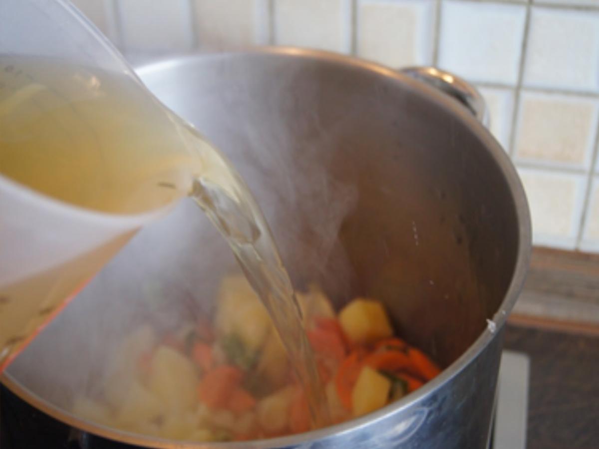Kartoffel-Gemüse-Suppe mit Steinpilzeinlage - Rezept - Bild Nr. 7