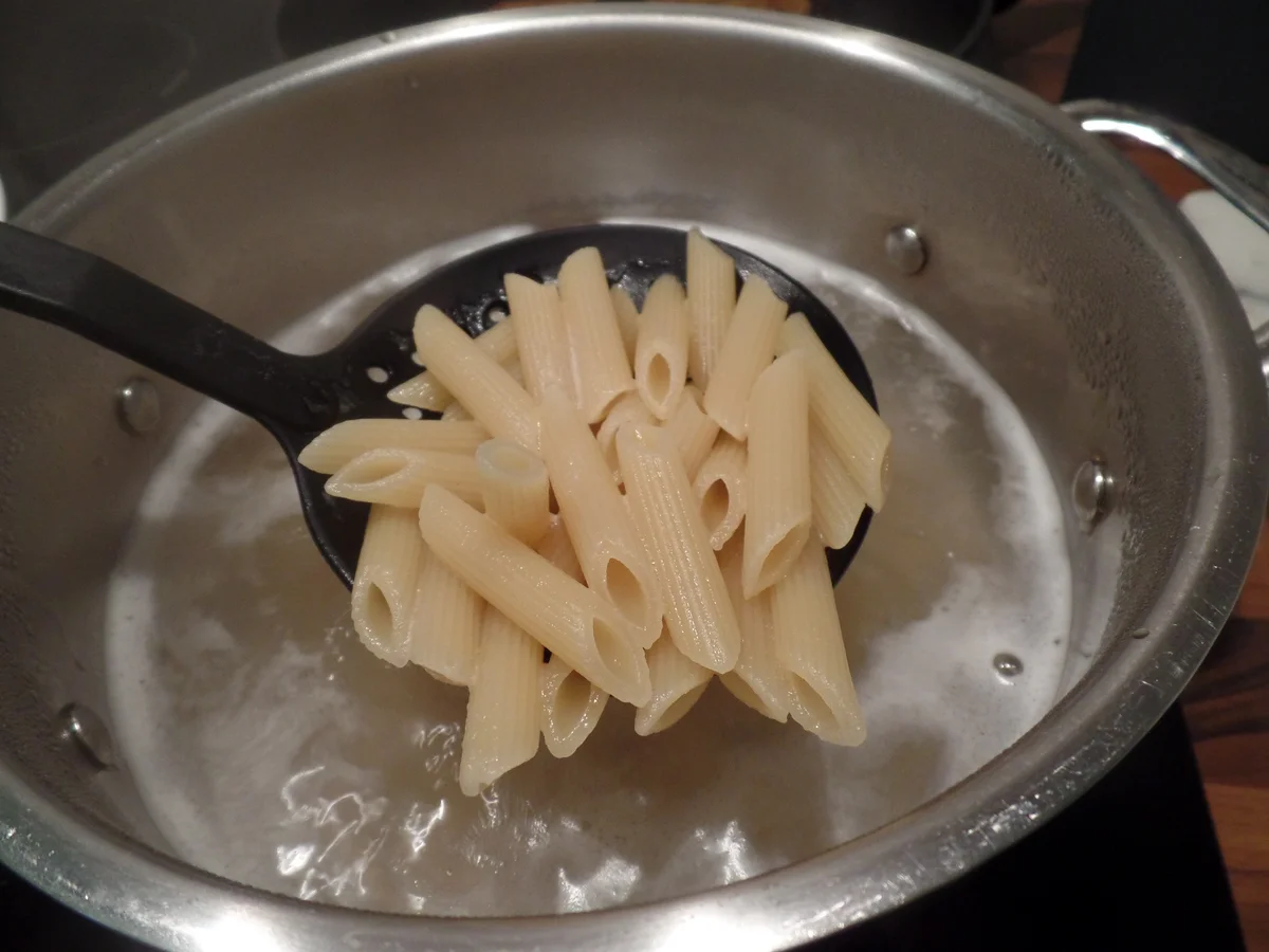 Rezept: Hack-Möhren-Pasta Bild Nr. 9533 Hack-Möhren-Pasta - Rezept - Bild Nr. 9533