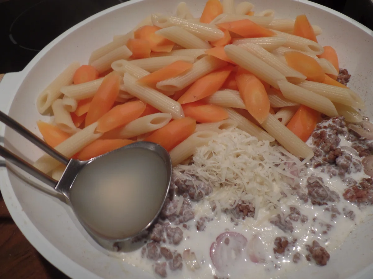 Rezept: Hack-Möhren-Pasta Bild Nr. 9539 Hack-Möhren-Pasta - Rezept - Bild Nr. 9539