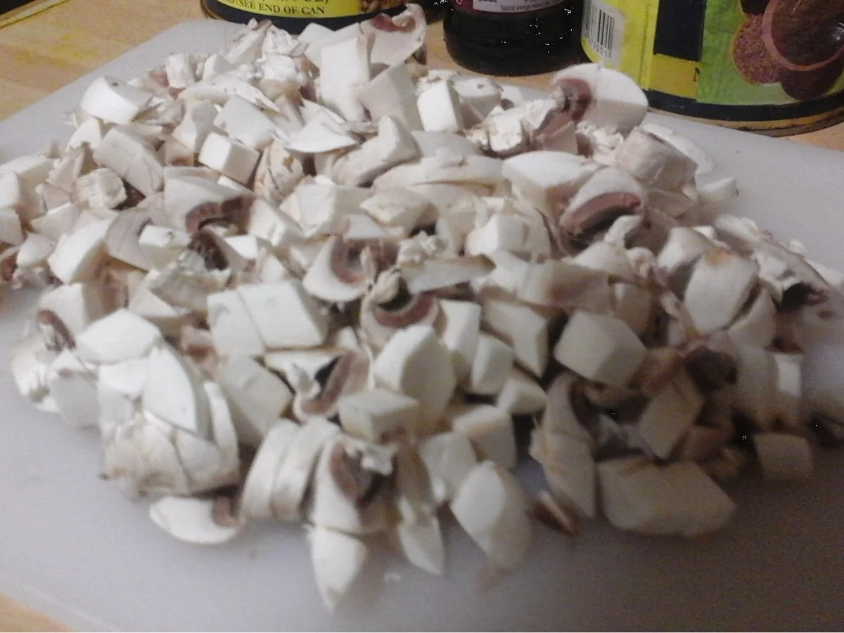 Champignonbuletten mit Rahmsauce, Blumenkohl und Pellkartoffeldrillingen - Rezept - Bild Nr. 4