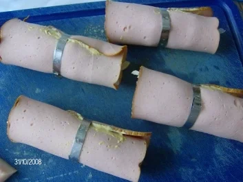 Rezept: Leberkäse-Rouladen Leberkäse-Rouladen - Rezept