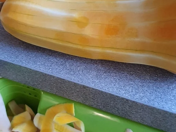 Rezept: Butternut Feta Chili Suppe = kochbar Challenge 11.0 (November 2019) Bild Nr. 3 Butternut Feta Chili Suppe = kochbar Challenge 11.0 (November 2019) - Rezept - Bild Nr. 3