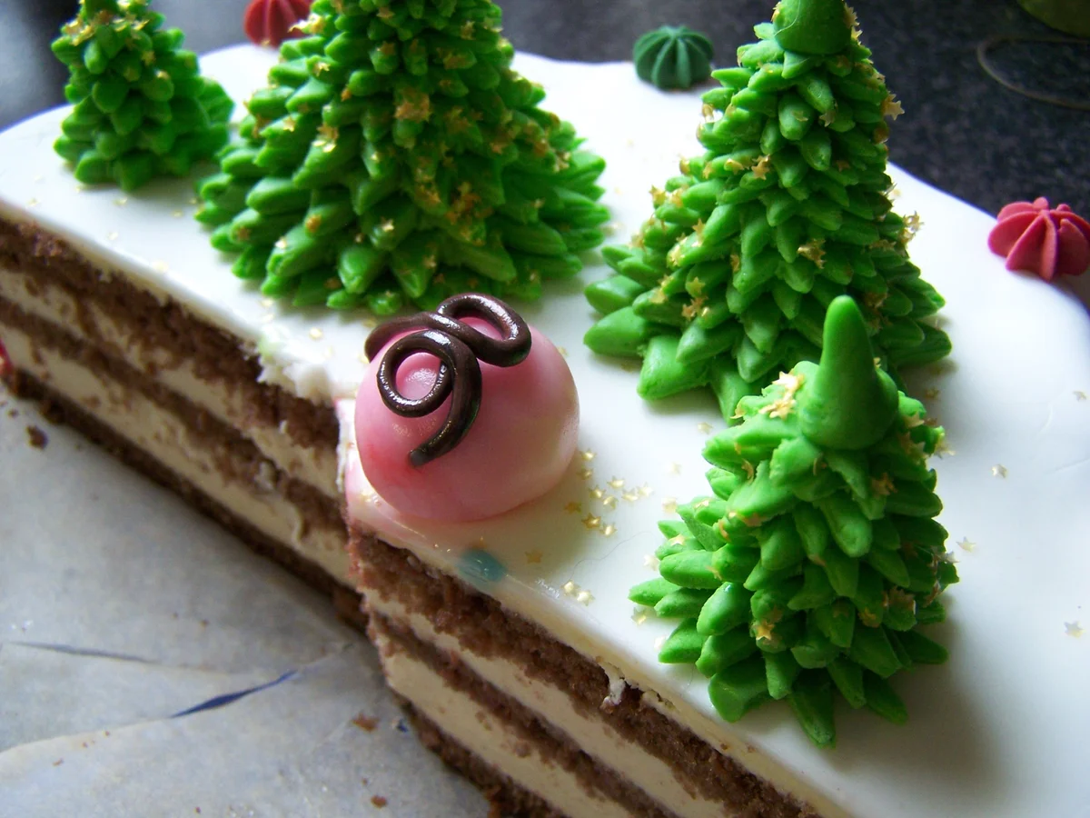 Weihnachtliche "Spieldose" 8 eckig..... - Rezept - Bild Nr. 8