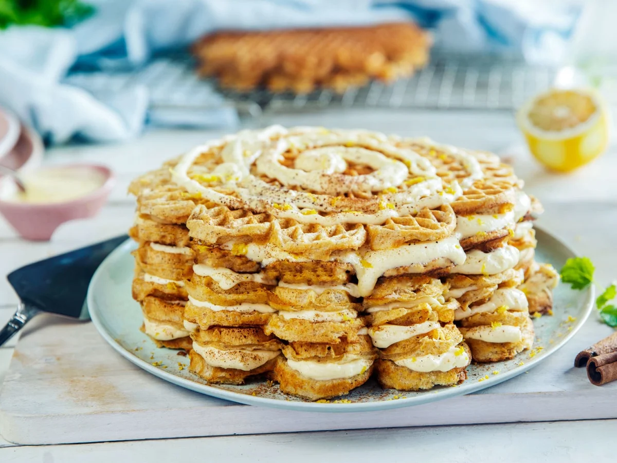 Rezept: BiNe` S ZIMTSCHNECKENWAFFELN Bild Nr. 2 BiNe` S ZIMTSCHNECKENWAFFELN - Rezept - Bild Nr. 2