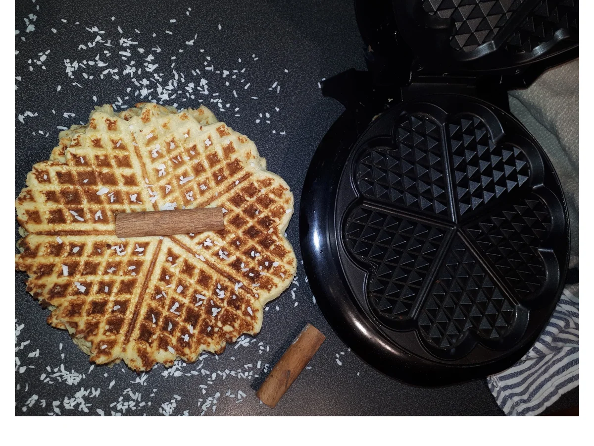 Rezept: BiNe` S ZIMTSCHNECKENWAFFELN Bild Nr. 4 BiNe` S ZIMTSCHNECKENWAFFELN - Rezept - Bild Nr. 4