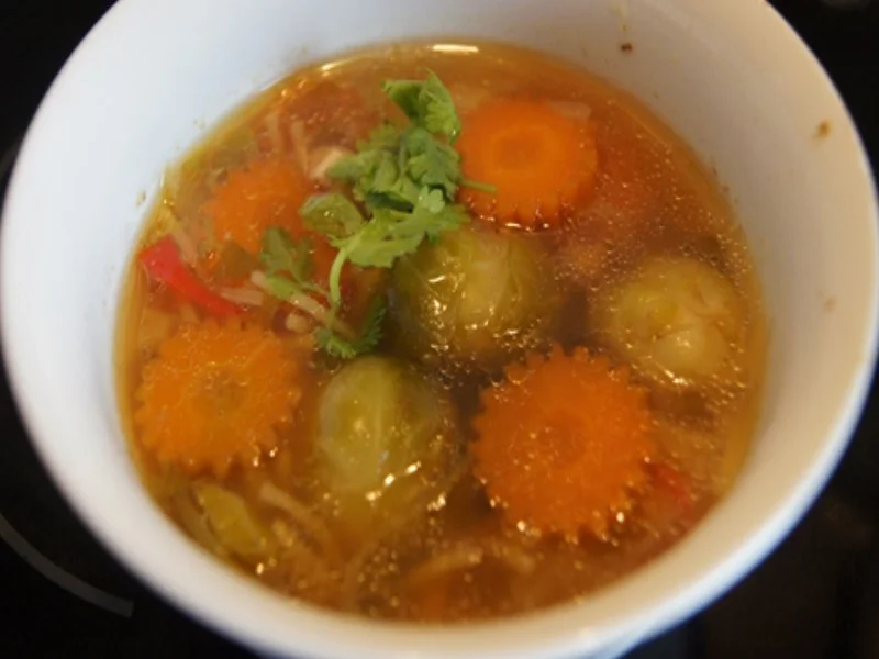 Asiatische Hühnersuppe - Rezept - Bild Nr. 2