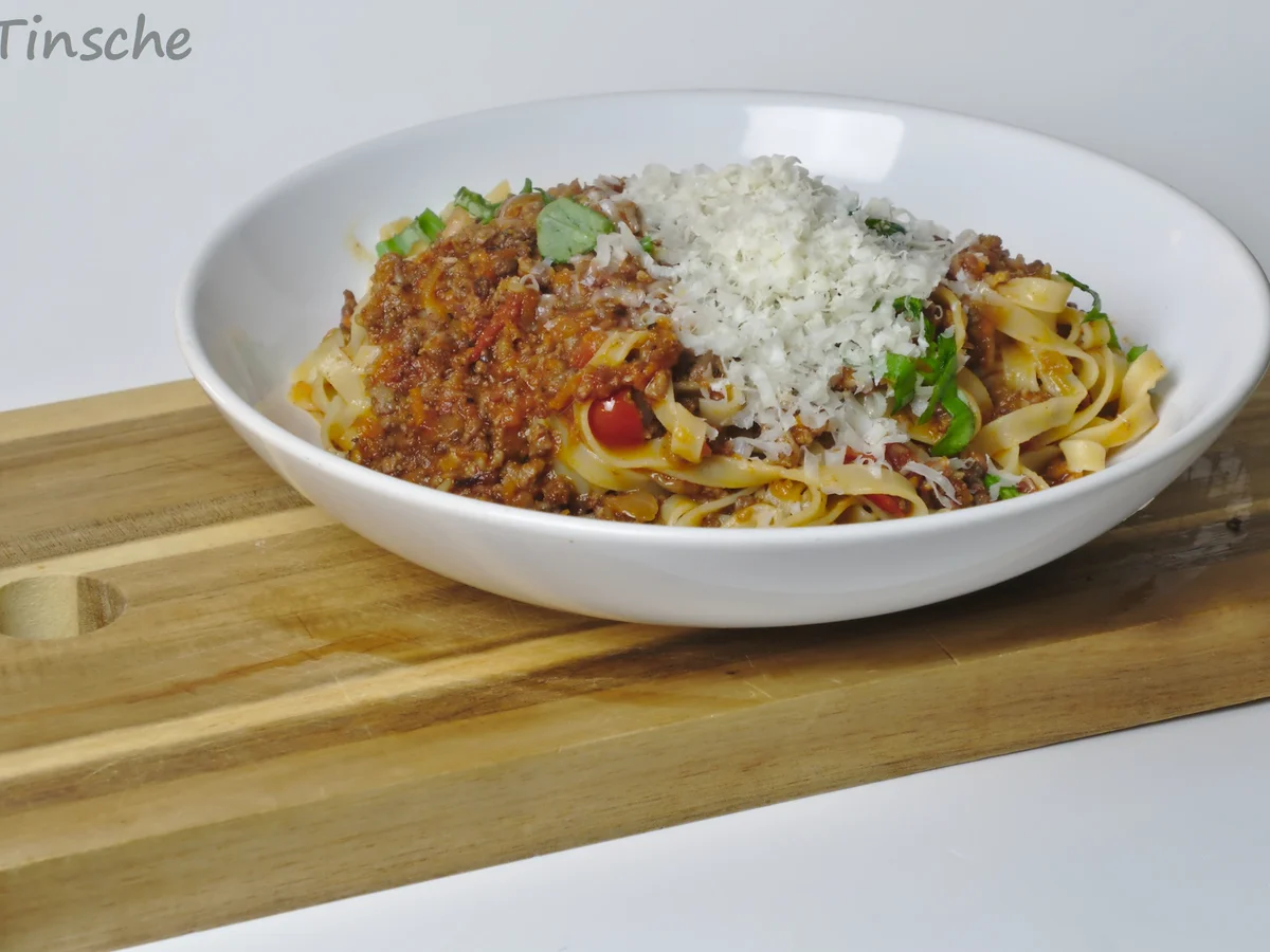 Ragù Bolognese mit Tagliatelle - Rezept - Bild Nr. 5