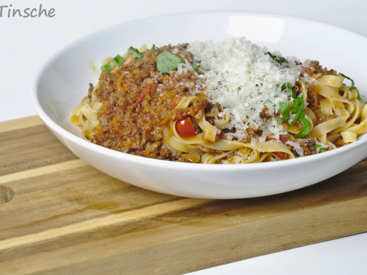 Ragù Bolognese mit Tagliatelle - Rezept - Bild Nr. 7
