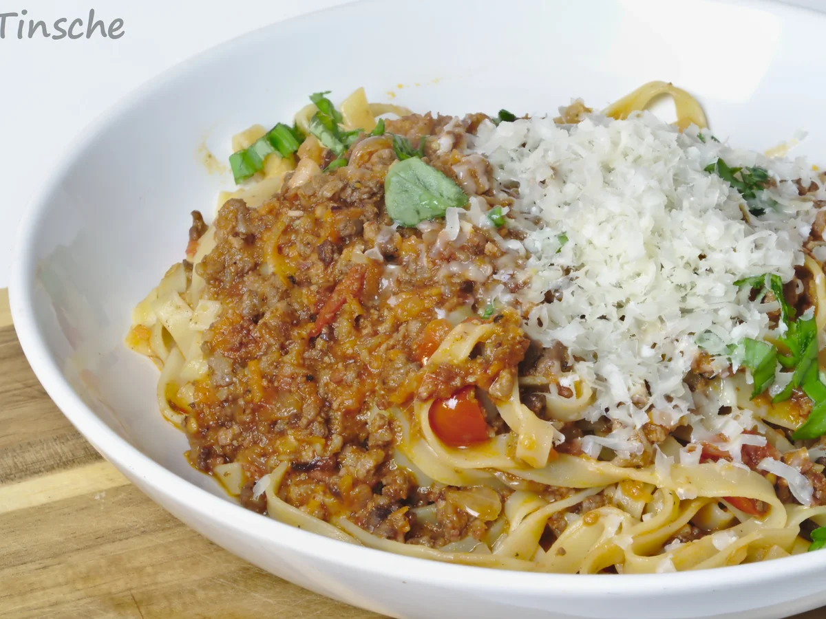 Ragù Bolognese mit Tagliatelle - Rezept - Bild Nr. 10