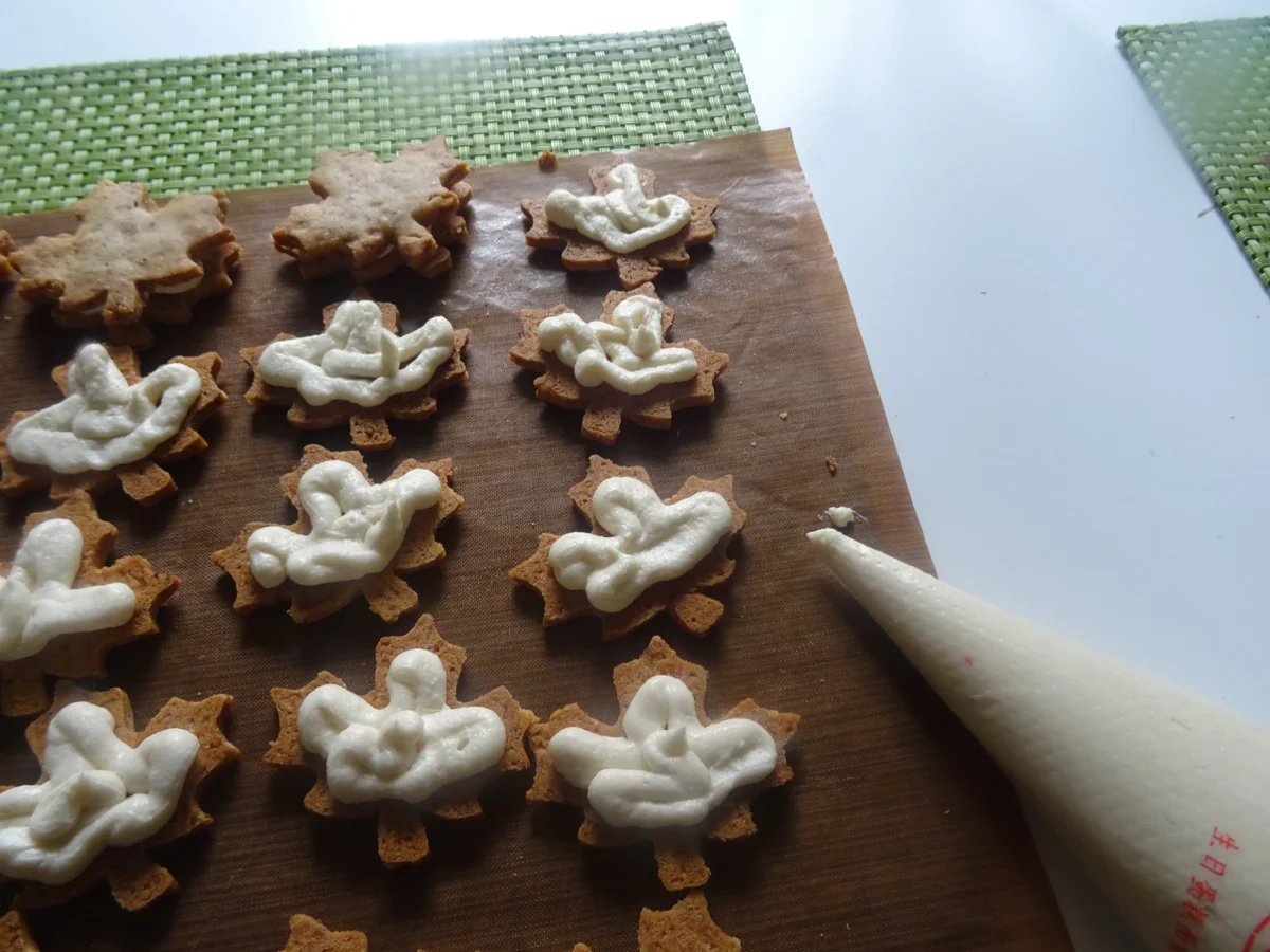 Rezept: Maple Cream Cookies Bild Nr. 5 Maple Cream Cookies - Rezept - Bild Nr. 5