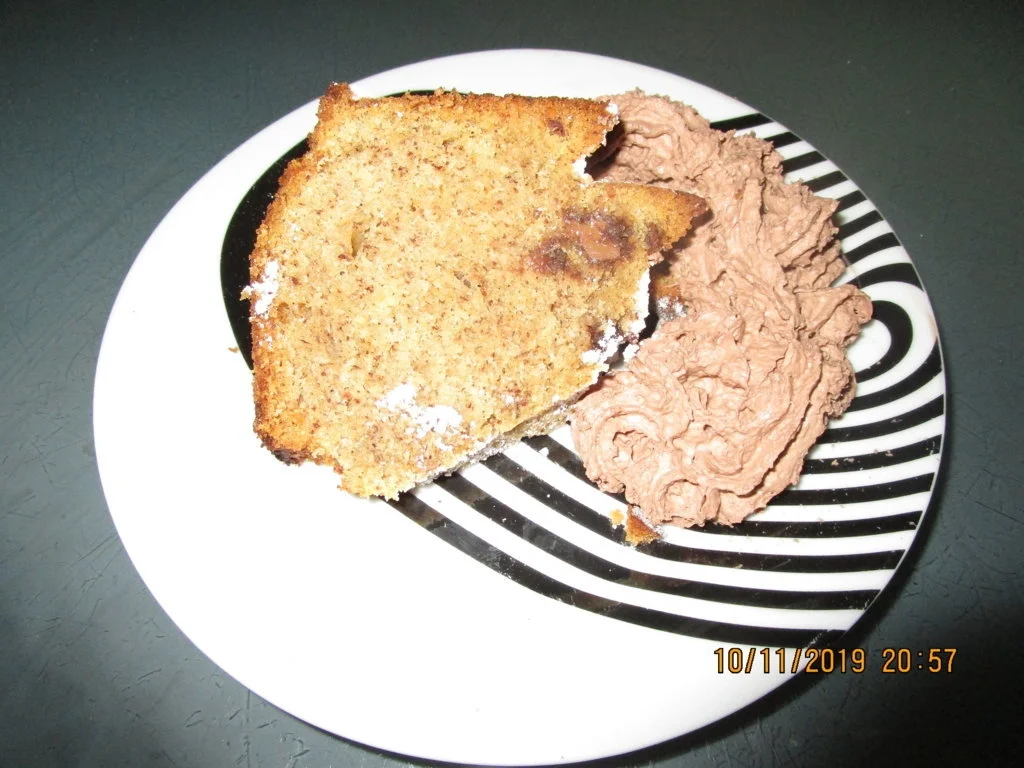 Rezept: Saftiger Nuss-Nougat-Schoki-Kuchen Bild Nr. 5 Saftiger Nuss-Nougat-Schoki-Kuchen - Rezept - Bild Nr. 5