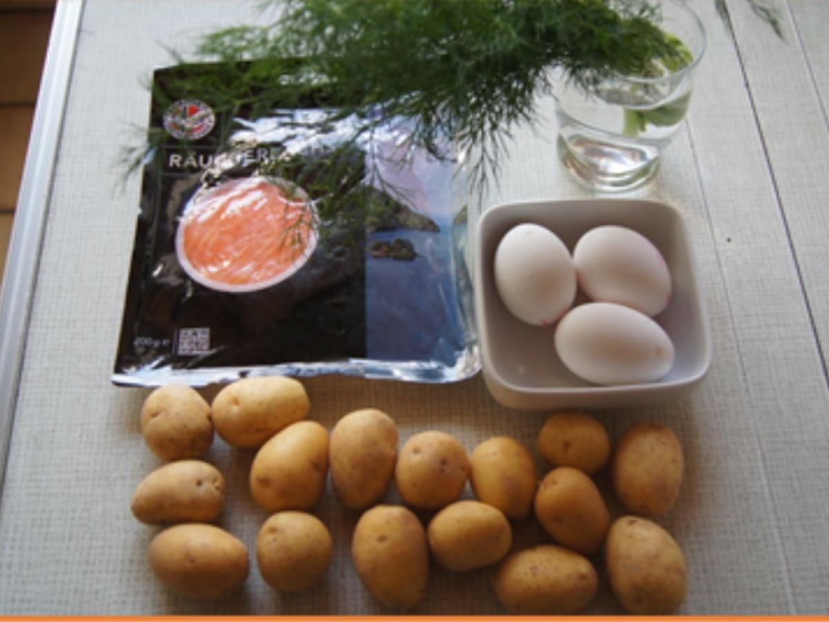 Gekochte Eier in Dillsauce mit geräucherten Lachs und Drillingen - Rezept - Bild Nr. 3
